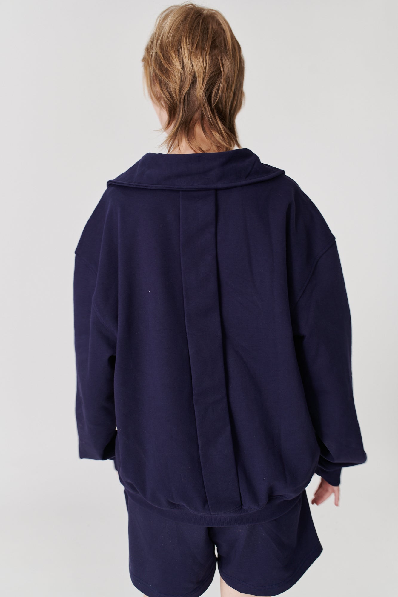 ASSEMBLE A. PATCH SWEATSHIRT I NAVY