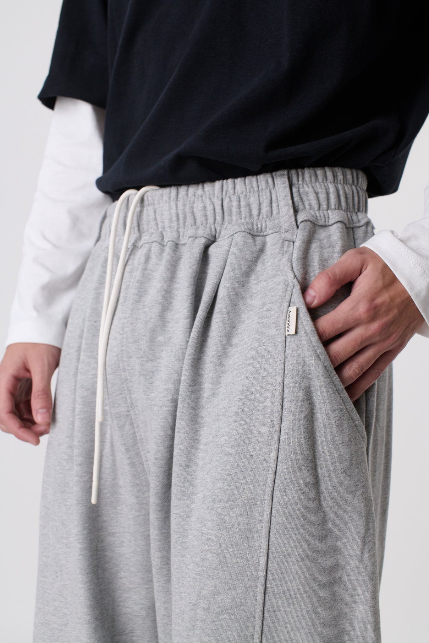 ASSEMBLE WIDE SWEATPANTS I GREY