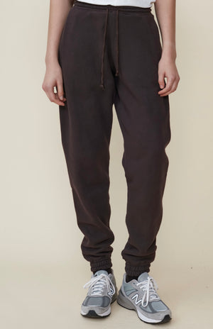 ASSEMBLE PLEATED SWEATPANTS | WASHE BROWN
