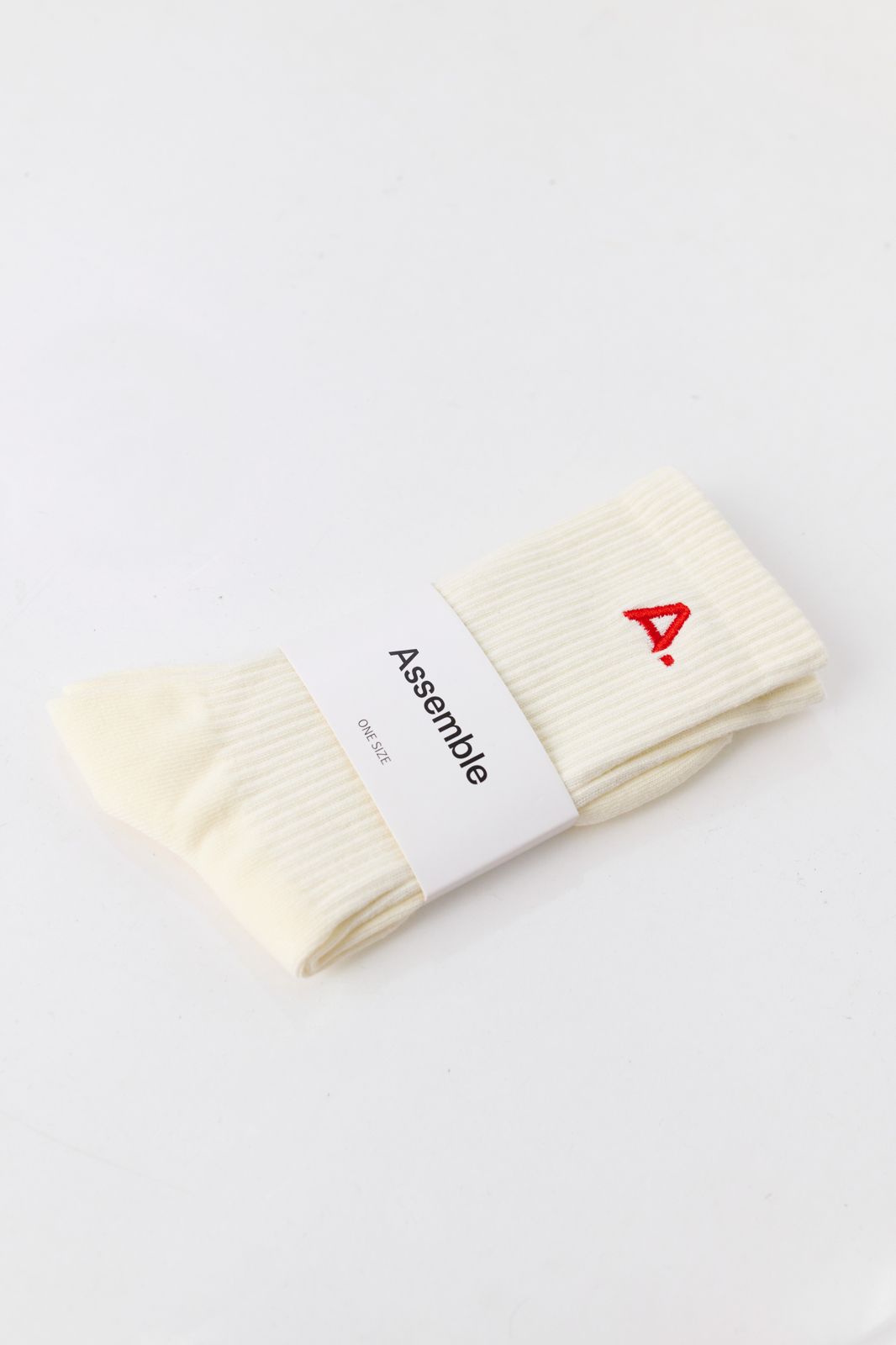 ASSEMBLE A. EMBROIDERY SOCKS I OFF WHITE