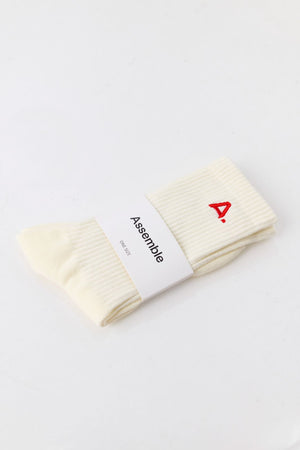 ASSEMBLE A. EMBROIDERY SOCKS I OFF WHITE